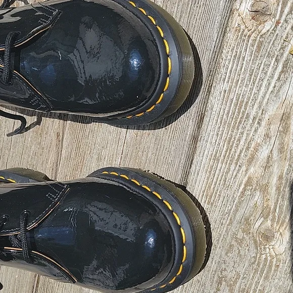 Dr. Martens 1461 patent leather lace up Oxford shoes