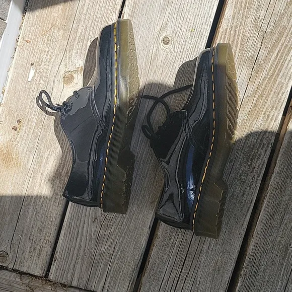 Dr. Martens 1461 patent leather lace up Oxford shoes