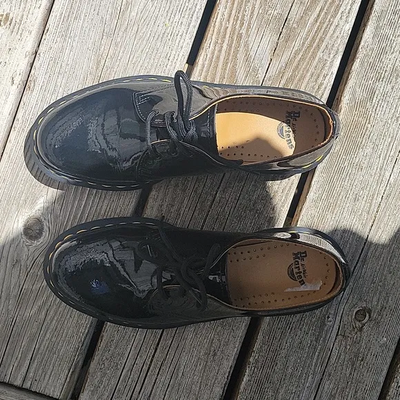 Dr. Martens 1461 patent leather lace up Oxford shoes