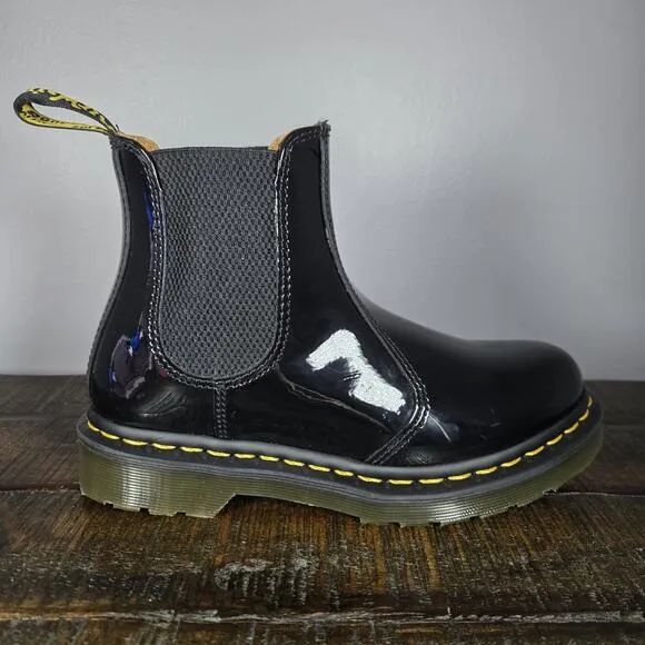 Dr Martens 2976 Womens Size 6 Glossy Patent Leather Chelsea Boots Black