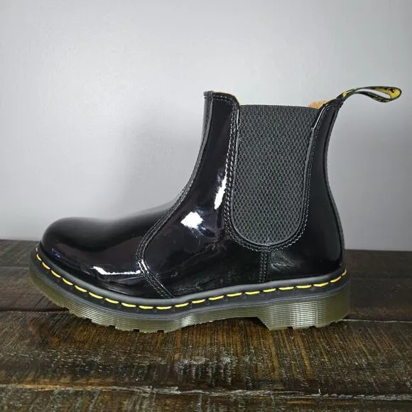 Dr Martens 2976 Womens Size 6 Glossy Patent Leather Chelsea Boots Black
