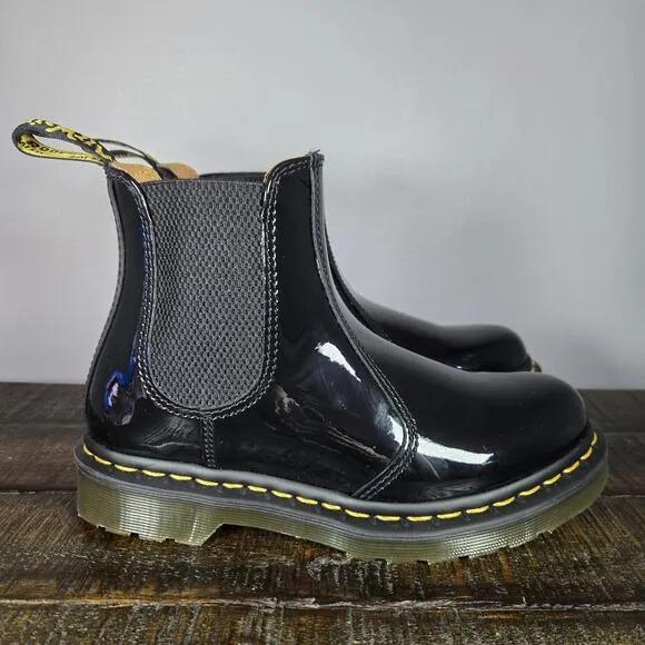 Dr Martens 2976 Womens Size 6 Glossy Patent Leather Chelsea Boots Black