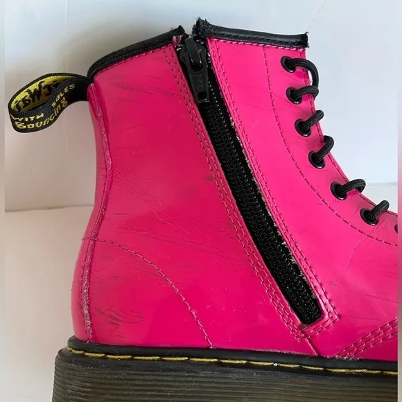 Dr. Martens Delaney Hot Pink Patent Leather Lace Up Boots kids girls Size 3