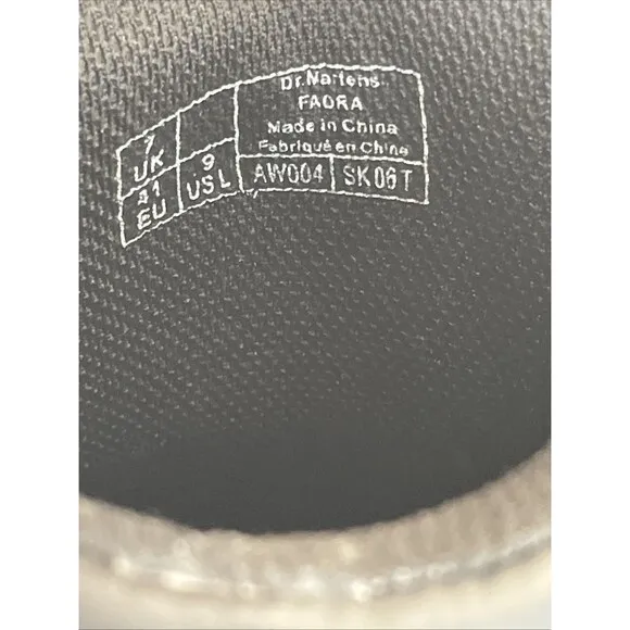 Dr Martens Faora Mid Top Boots Womens 9 Black Leather Lug Sole EUC