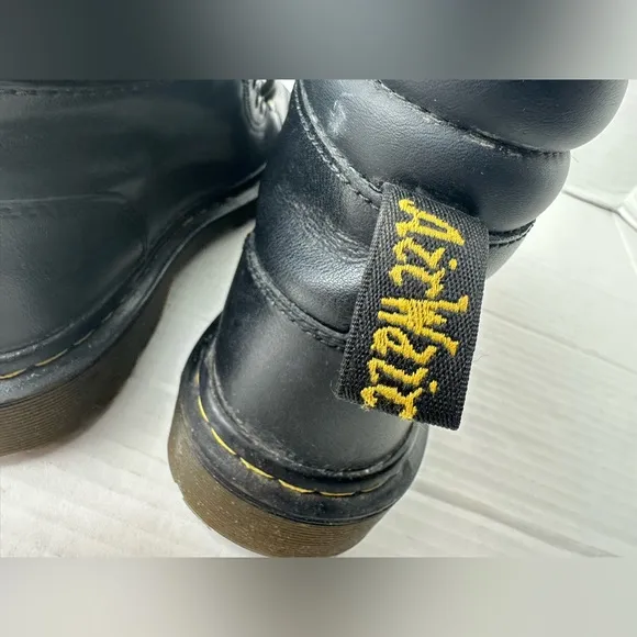 Dr Martens Foara Mid Top Leather Boots Black Chunky Platform Women's Size 5