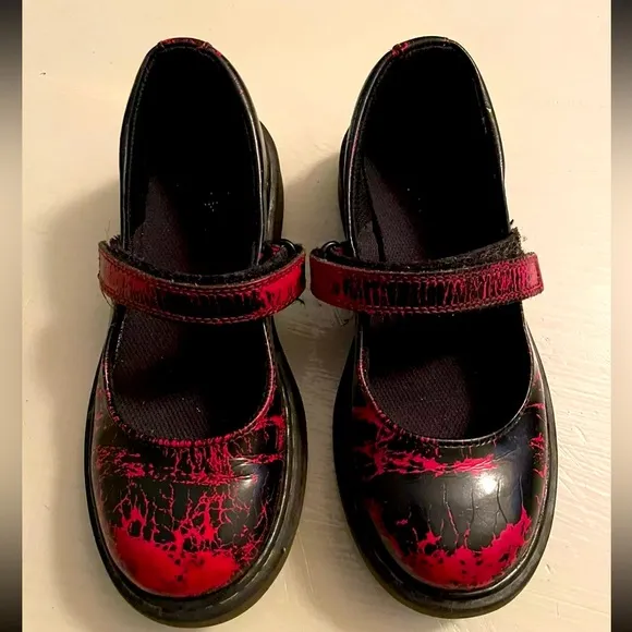 Dr Martens Girls Youth Size 1 Maccy Black Red Leather Mary Jane Hook/Loop Shoes
