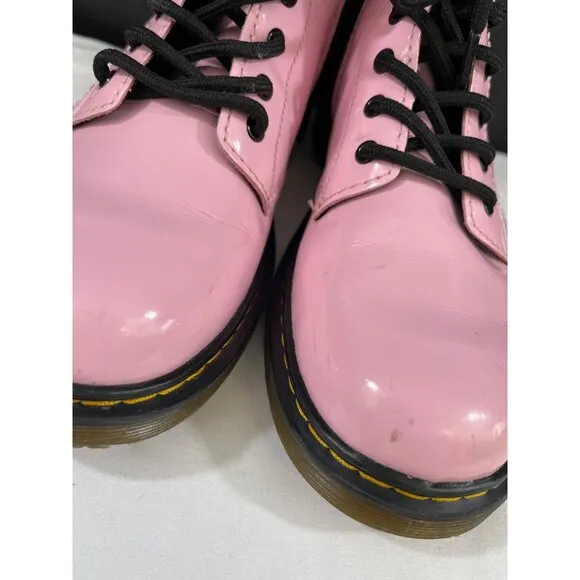 Dr. Martens Junior Girl's Pink Patent Leather Shoes/Boots Size 4 SKU 5794