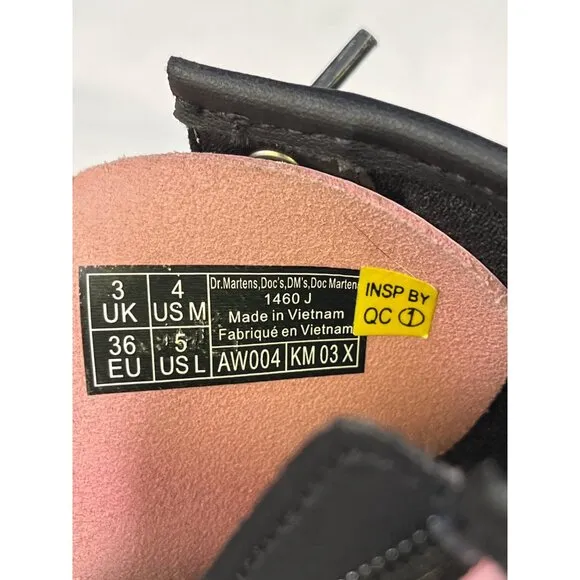 Dr. Martens Junior Girl's Pink Patent Leather Shoes/Boots Size 4 SKU 5794