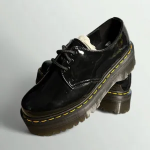 Dr. Martens Unisex 1461 Quad Leather Platform Oxford Shoes - Black Patent Lamper