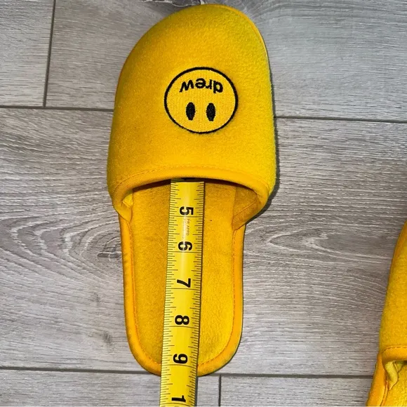Drew House × Justin Bieber Mascot Slippers in Golden Yellow size S/M Unisex