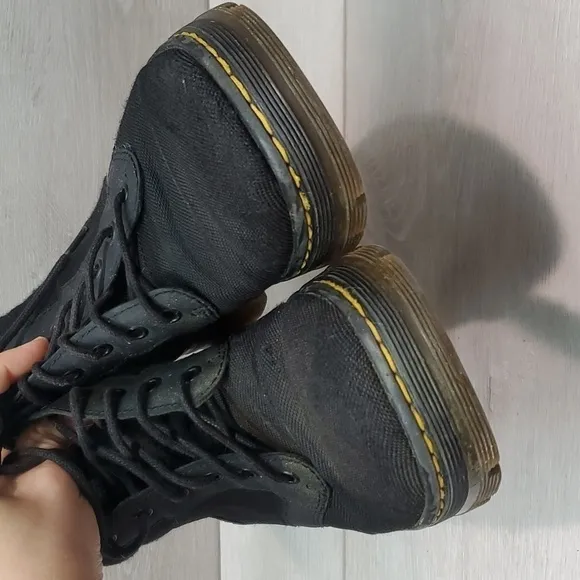 Dr.Martens Womens Bonny Ankle Booties Chunky Tractor Platform shoes sz L8 M7
