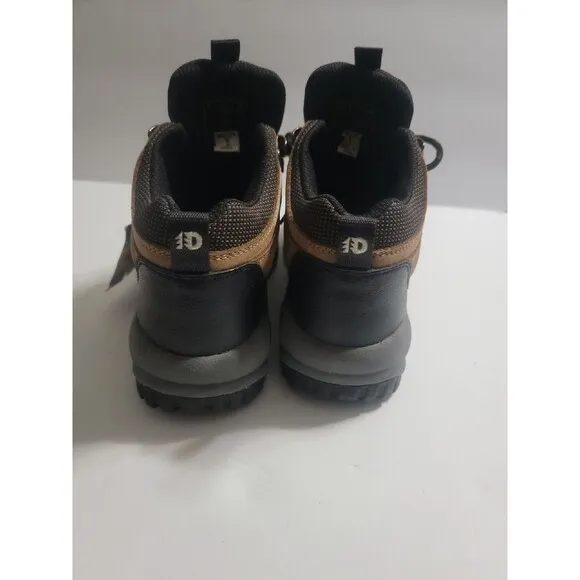 Dunham waterproof hiking boots Womens Size 6B DS675TN