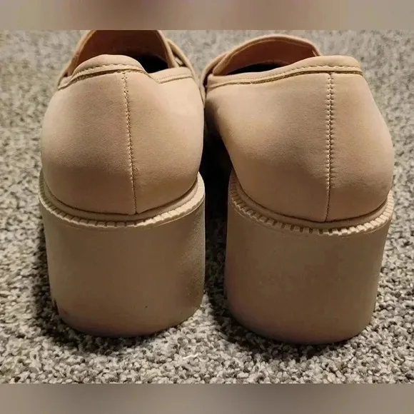 DV Dolce Vita Women's Neeka Loafer  Size 8