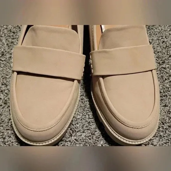 DV Dolce Vita Women's Neeka Loafer  Size 8