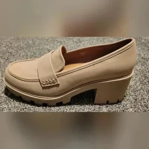 DV Dolce Vita Women's Neeka Loafer  Size 8