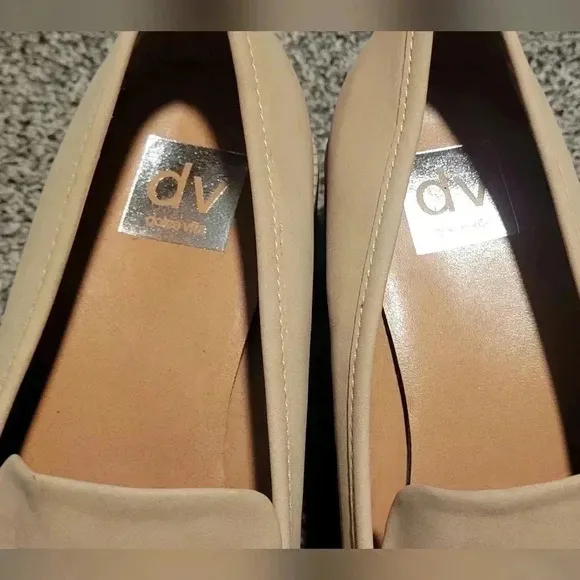 DV Dolce Vita Women's Neeka Loafer  Size 8