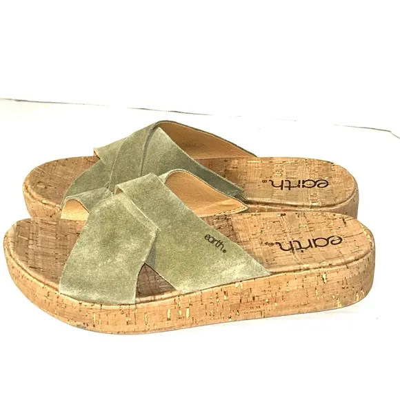 Earth Shoes Women 9.5 Scout Cross Strap Green Suede Cork Slip On Sandal Platform