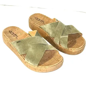 Earth Shoes Women 9.5 Scout Cross Strap Green Suede Cork Slip On Sandal Platform