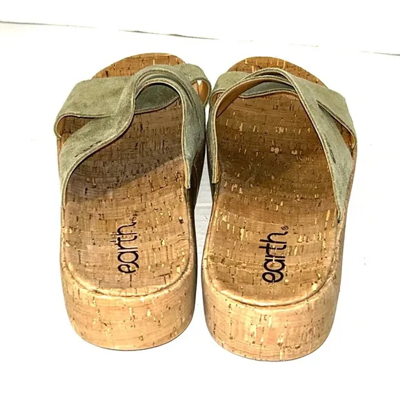 Earth Shoes Women 9.5 Scout Cross Strap Green Suede Cork Slip On Sandal Platform