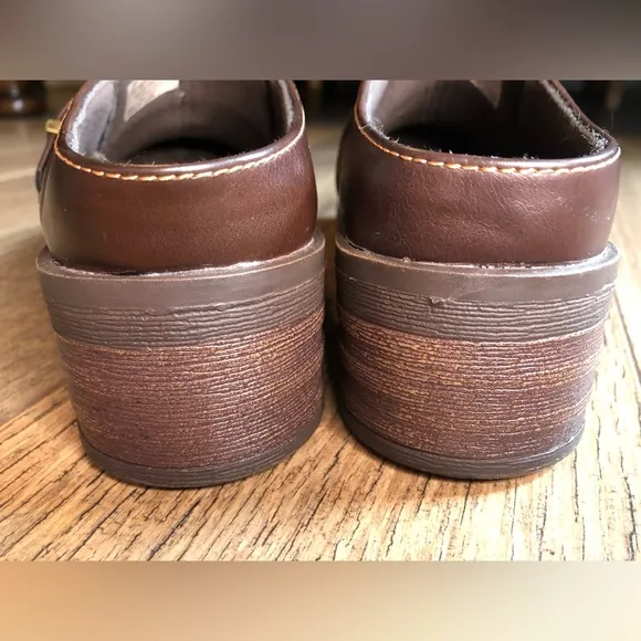 Eastland “Erin” Brown Strap and Buckle Mule Size 7M