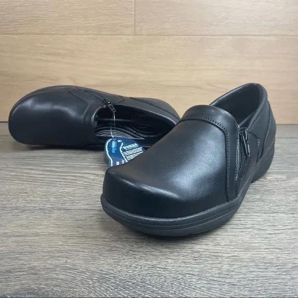 Easy Works by Easy Street BentleyWomen's Slip Resistant Work Shoe NWB!