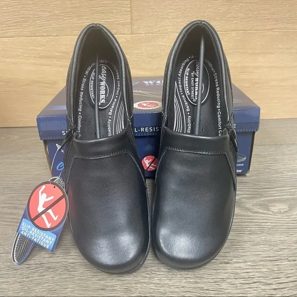 Easy Works by Easy Street BentleyWomen's Slip Resistant Work Shoe NWB!