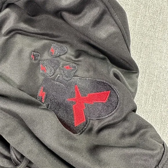 Ebere‎ Hoodie Mens M Black Samurai Girl Embroidery Heart Back Big Eyes Pullover