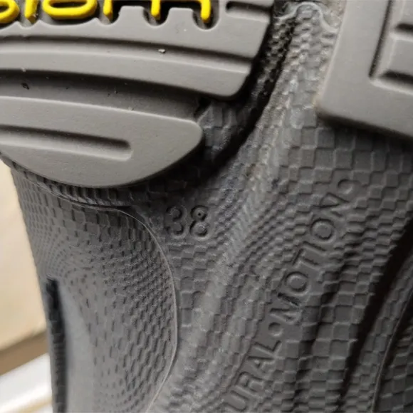 Ecco Biom‎ Performance Train Core Daily Cross Training Shoes Womens Size 38 Grey