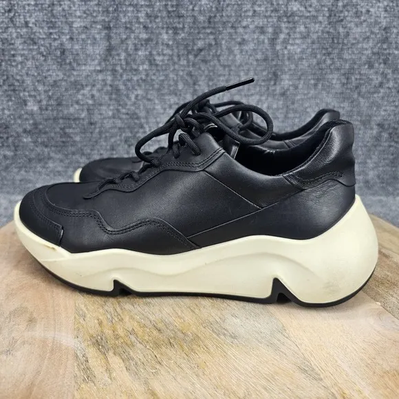 ECCO Chunky Womens Size 7-7.5 EU 38 Black Leaher Lace Up Athletic Casual Shoes