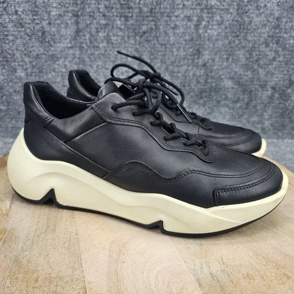 ECCO Chunky Womens Size 7-7.5 EU 38 Black Leaher Lace Up Athletic Casual Shoes