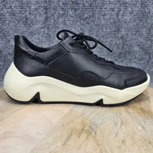 ECCO Chunky Womens Size 7-7.5 EU 38 Black Leaher Lace Up Athletic Casual Shoes