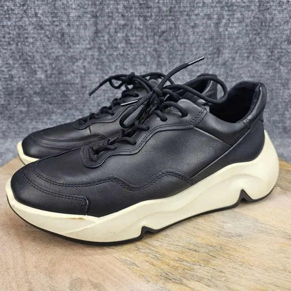 ECCO Chunky Womens Size 7-7.5 EU 38 Black Leaher Lace Up Athletic Casual Shoes