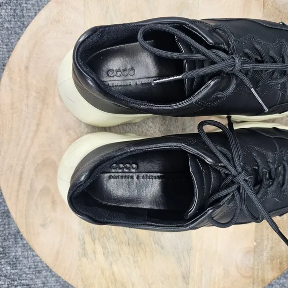 ECCO Chunky Womens Size 7-7.5 EU 38 Black Leaher Lace Up Athletic Casual Shoes