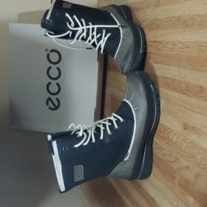 Ecco 🆕 Mid Cut Lace Boots 6-6.5