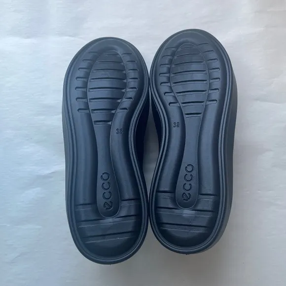 ECCO Womens EU 38 US 8 Flexure T-Cap Soft Black Leather Low Top Sneakers Shoes