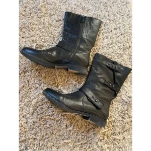 Eileen fisher black leather moto mid calf boots size 6.5