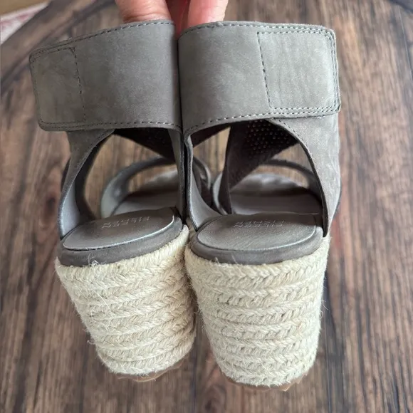 Eileen Fisher Willow Espadrille Wedge SZ 8.5 Tumbled Leather Graf Pewter Grey