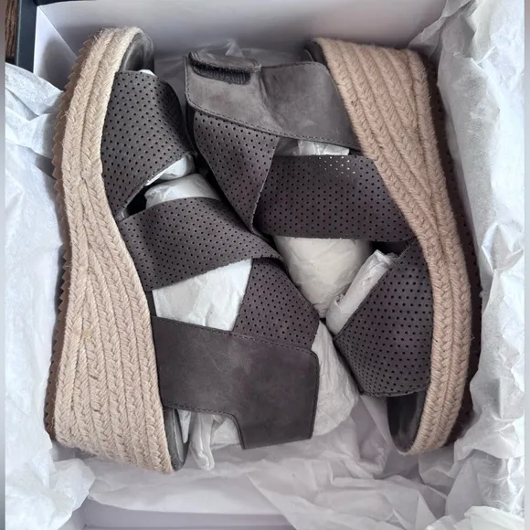 Eileen Fisher Willow Espadrille Wedge SZ 8.5 Tumbled Leather Graf Pewter Grey