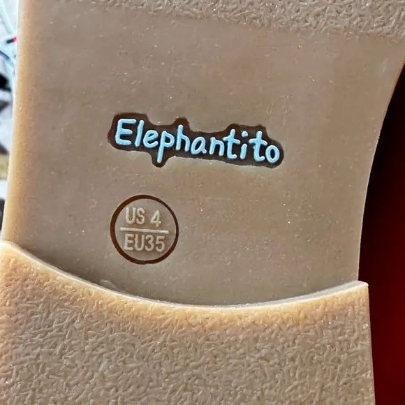 Elephantito NWB Size 4 Red patent leather Maryjane’s shoes