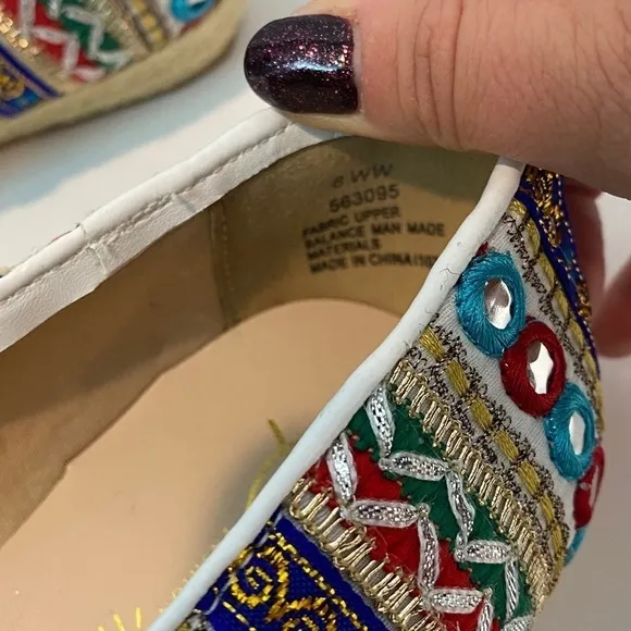 Embroidered Indian style slip on shoes