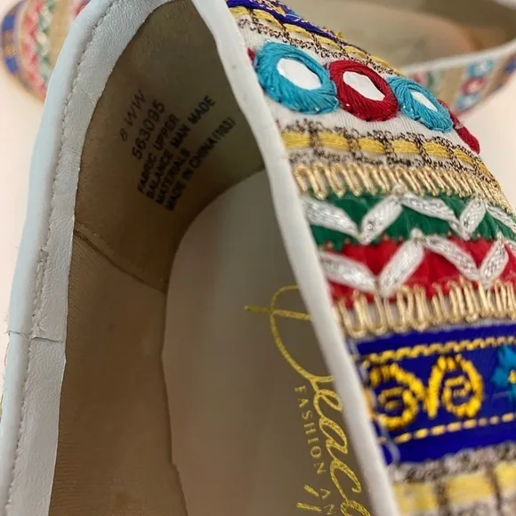 Embroidered Indian style slip on shoes
