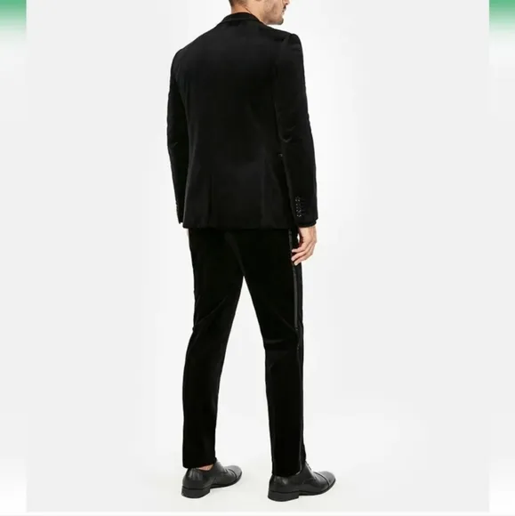 EXPRESS Black velvet tuxedo blazer slim fit. Size 48R