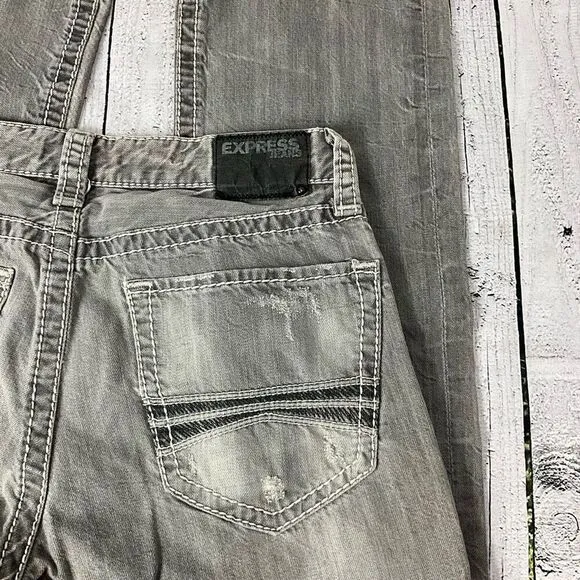EXPRESS Slim Fit Jeans