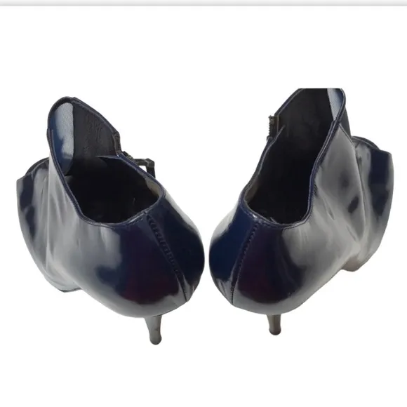 FENDI Navy Patent Leather  Peep-Toe Platform Ankle Booties:Size:36.5..US(5.5)