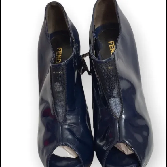 FENDI Navy Patent Leather  Peep-Toe Platform Ankle Booties:Size:36.5..US(5.5)