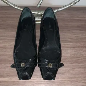 Fendi buckle shoes patent leather