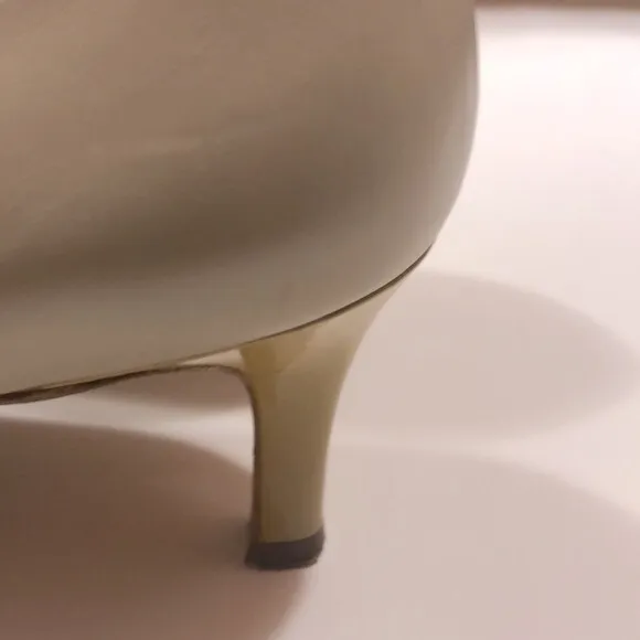 Ferragamo Heels-Tan- kitten /mid
