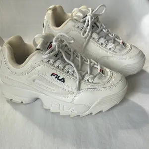 Fila Disruptor II Platform White Lace Up Low Top Sneaker Shoes Womens Size 7.5