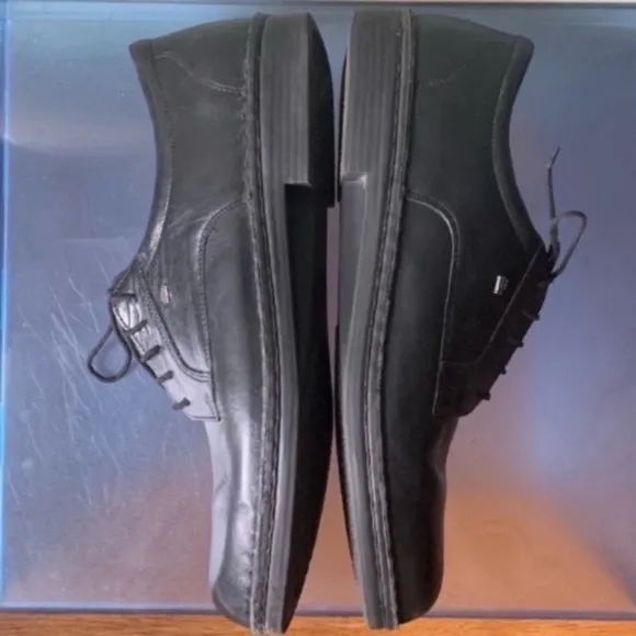 FINN COMFORT Black Leather Men's Shoes