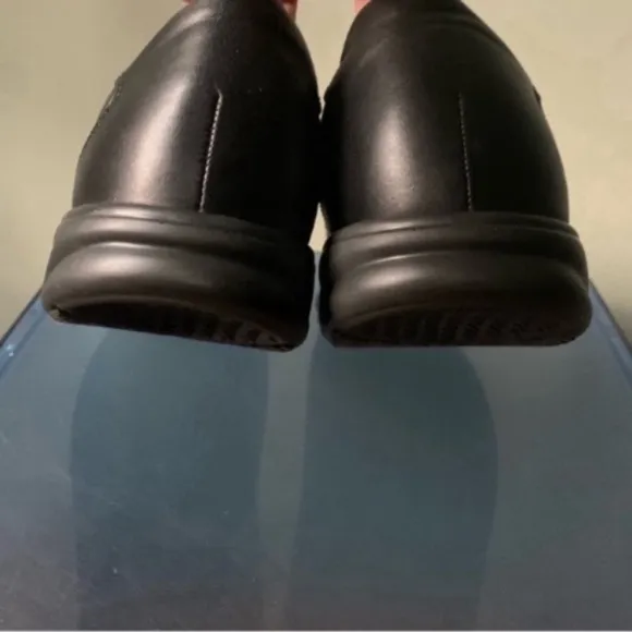 Finn Comfort Men's Black Leather Walking Shoes